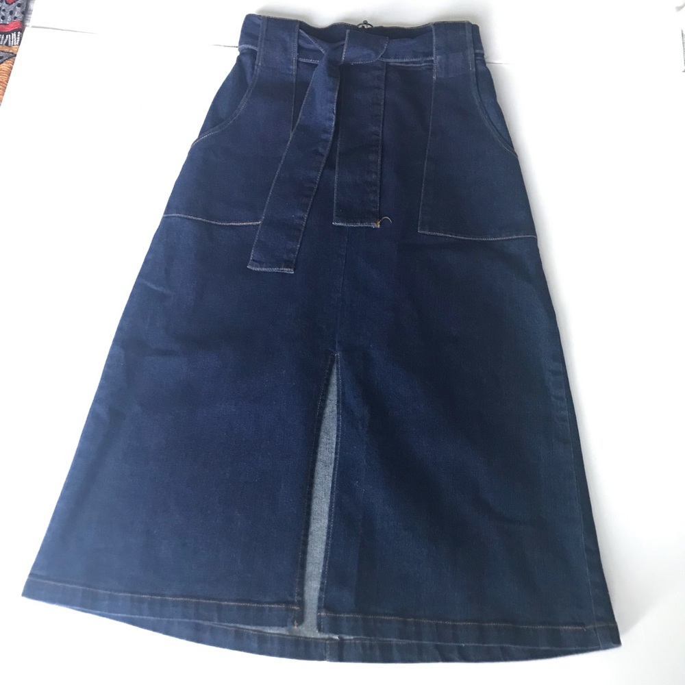 FINDERS KEEPERS, MIDI DENIM SKIRT.